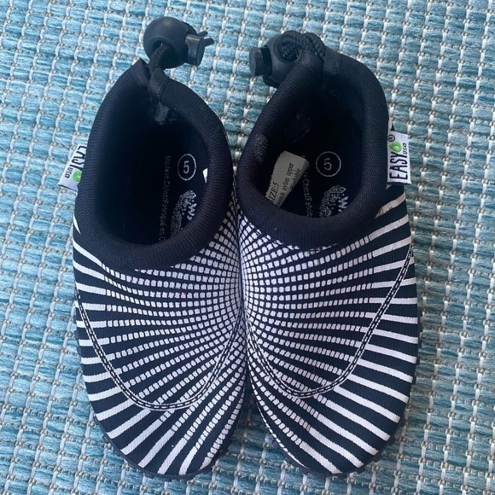 Toddler Water Shoes Size 5